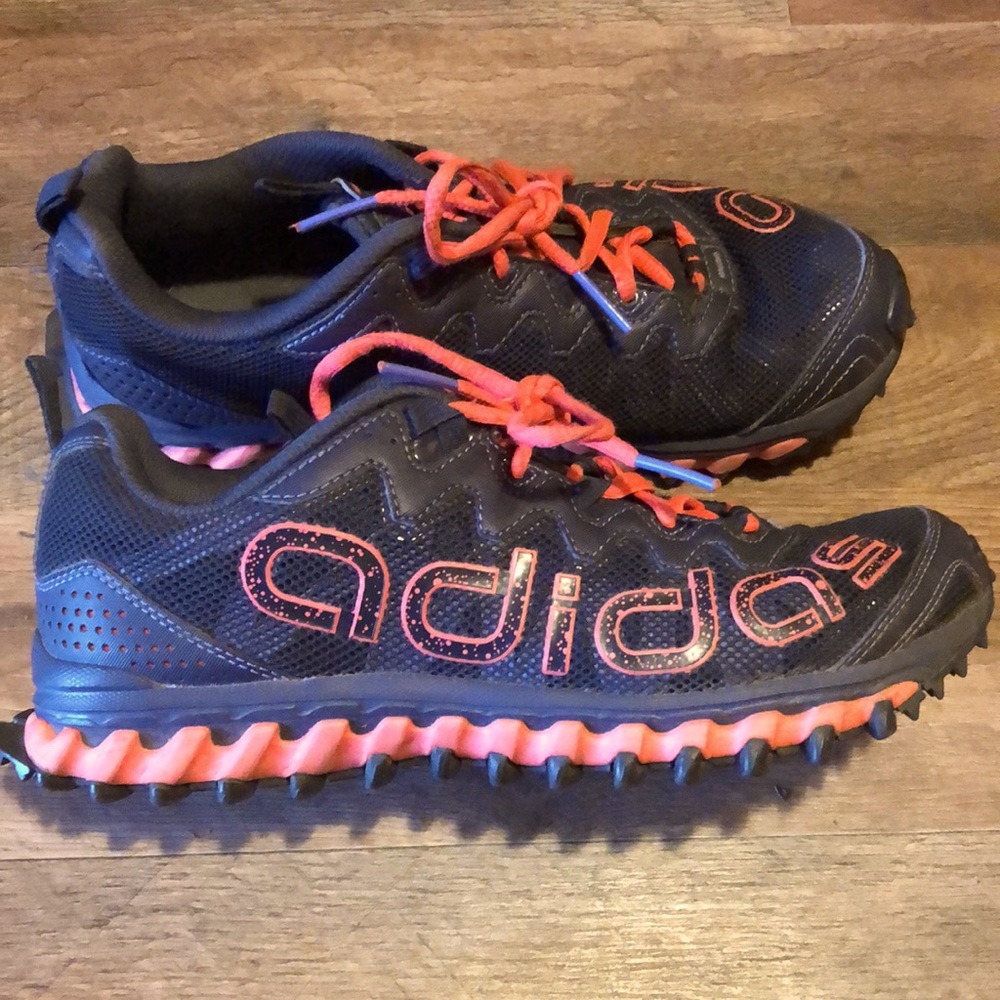 Adidas Vigor TR 3 trail running shoes